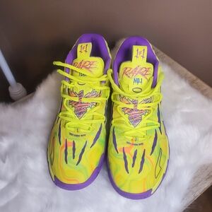 Puma LaMelo Ball MB.03 Spark Basketball Shoes Yellow And Purple Mens Sz 11